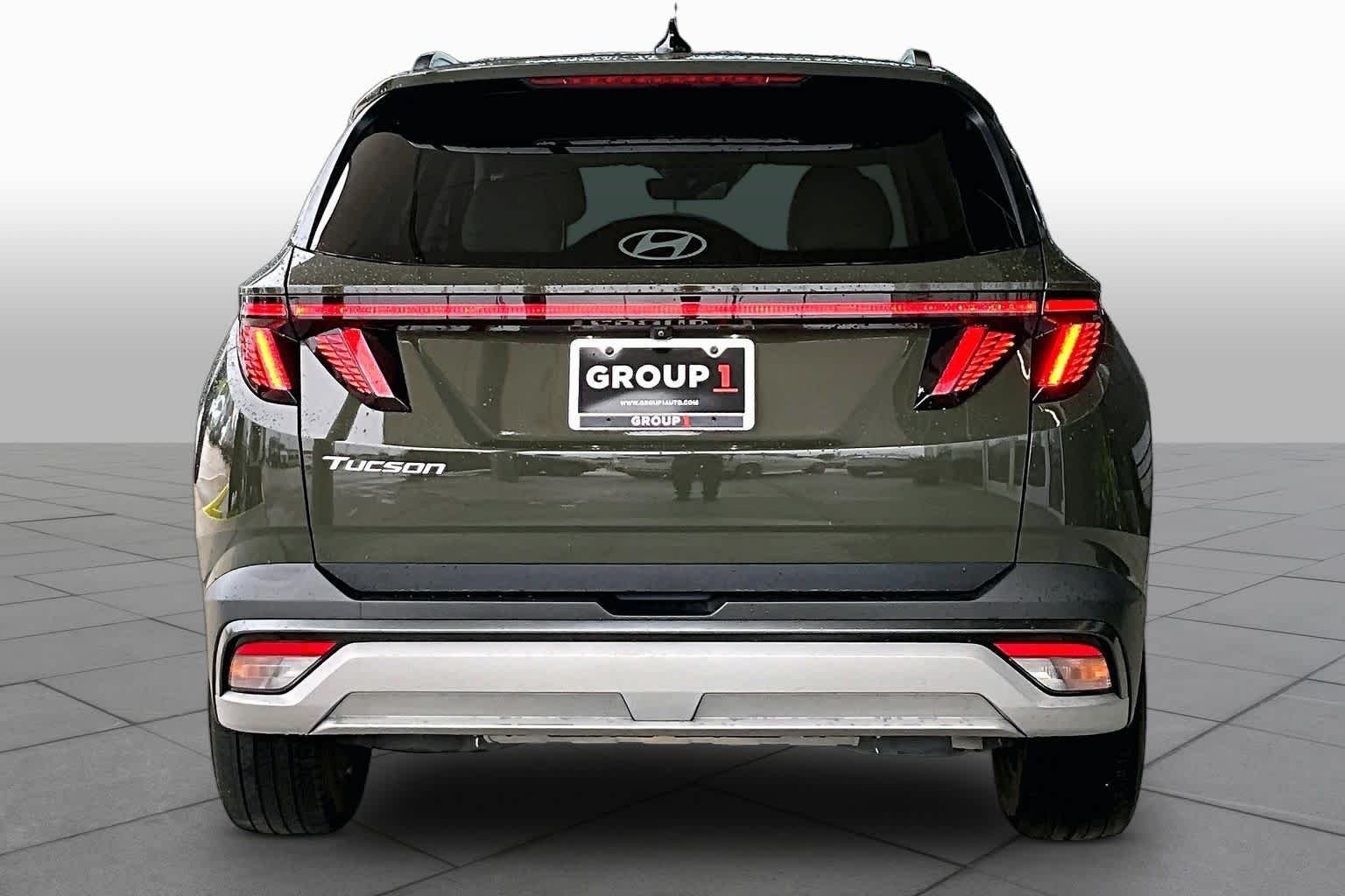 Used 2025 Rockwood Green Hyundai SEL Convenience image 5