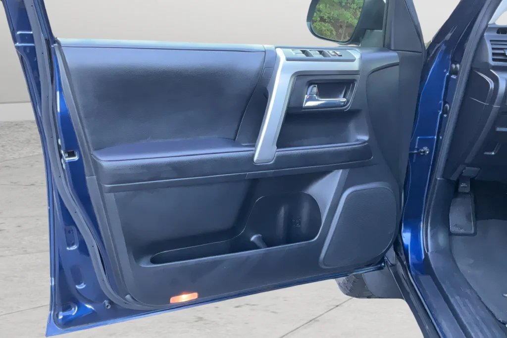 2023 Toyota 4Runner SR5 - Photo 10