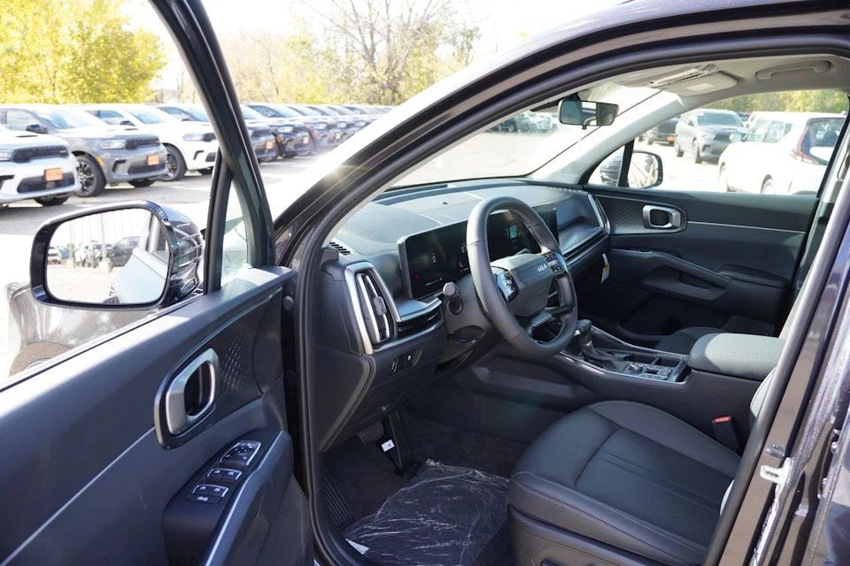 2026 Kia Sorento S - Photo 10