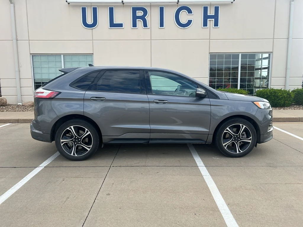 Used 2022 Gray Metallic Ford ST image 6