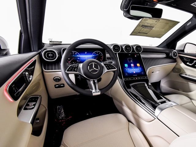 New 2026 Polar White Mercedes-Benz GLC 300 image 58