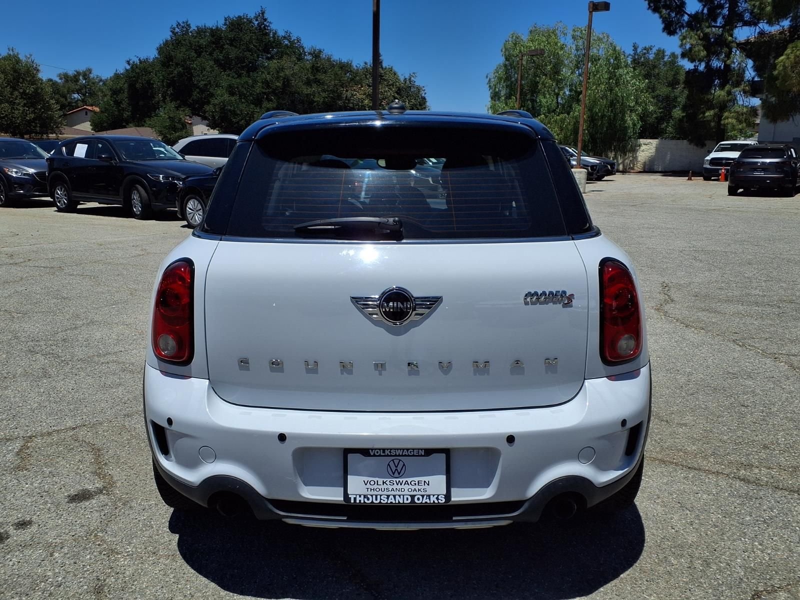 Used 2016 White MINI Base image 20