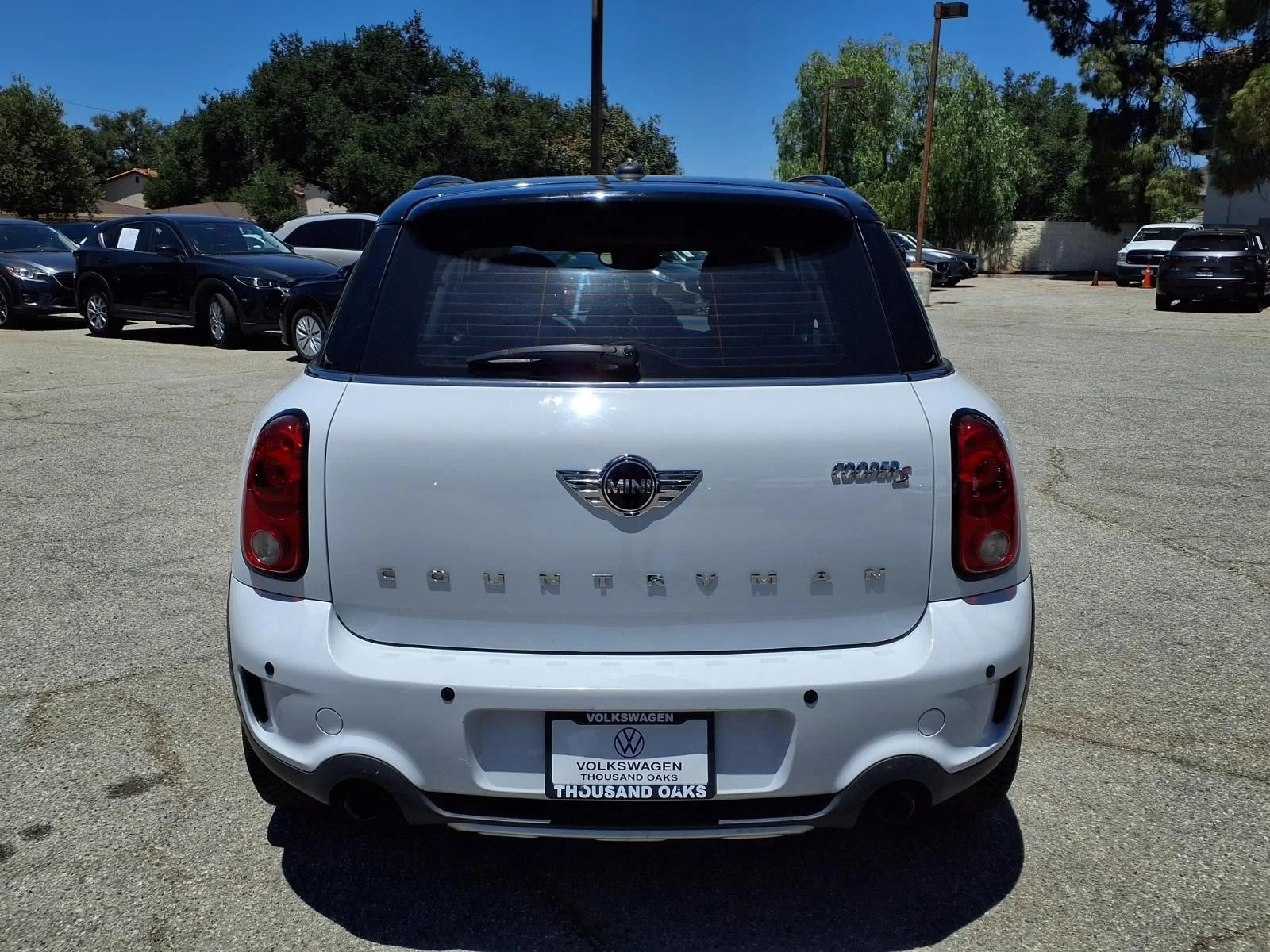 Used 2016 White MINI Base image 20