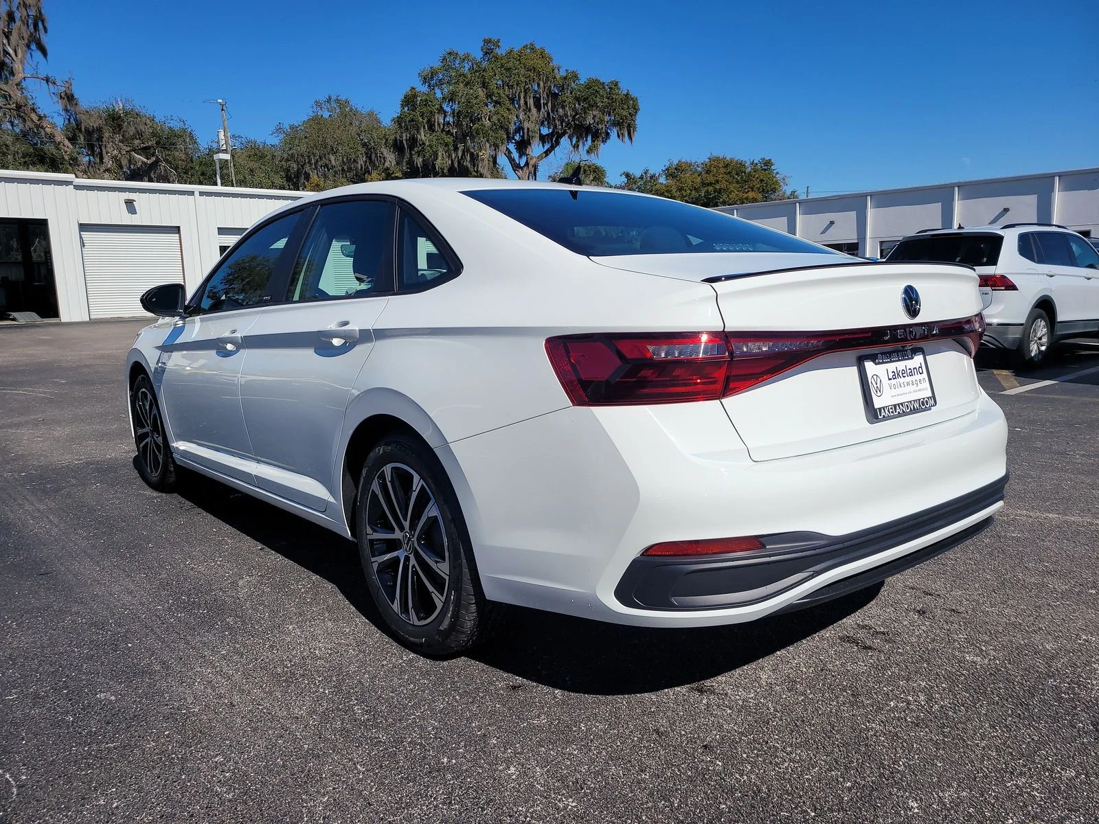 New 2026 Pure White Volkswagen 1.5T Sport image 8
