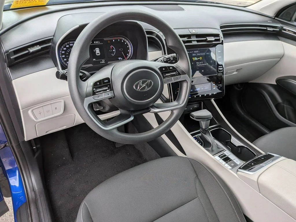 Used 2024 Blue Hyundai SEL image 10