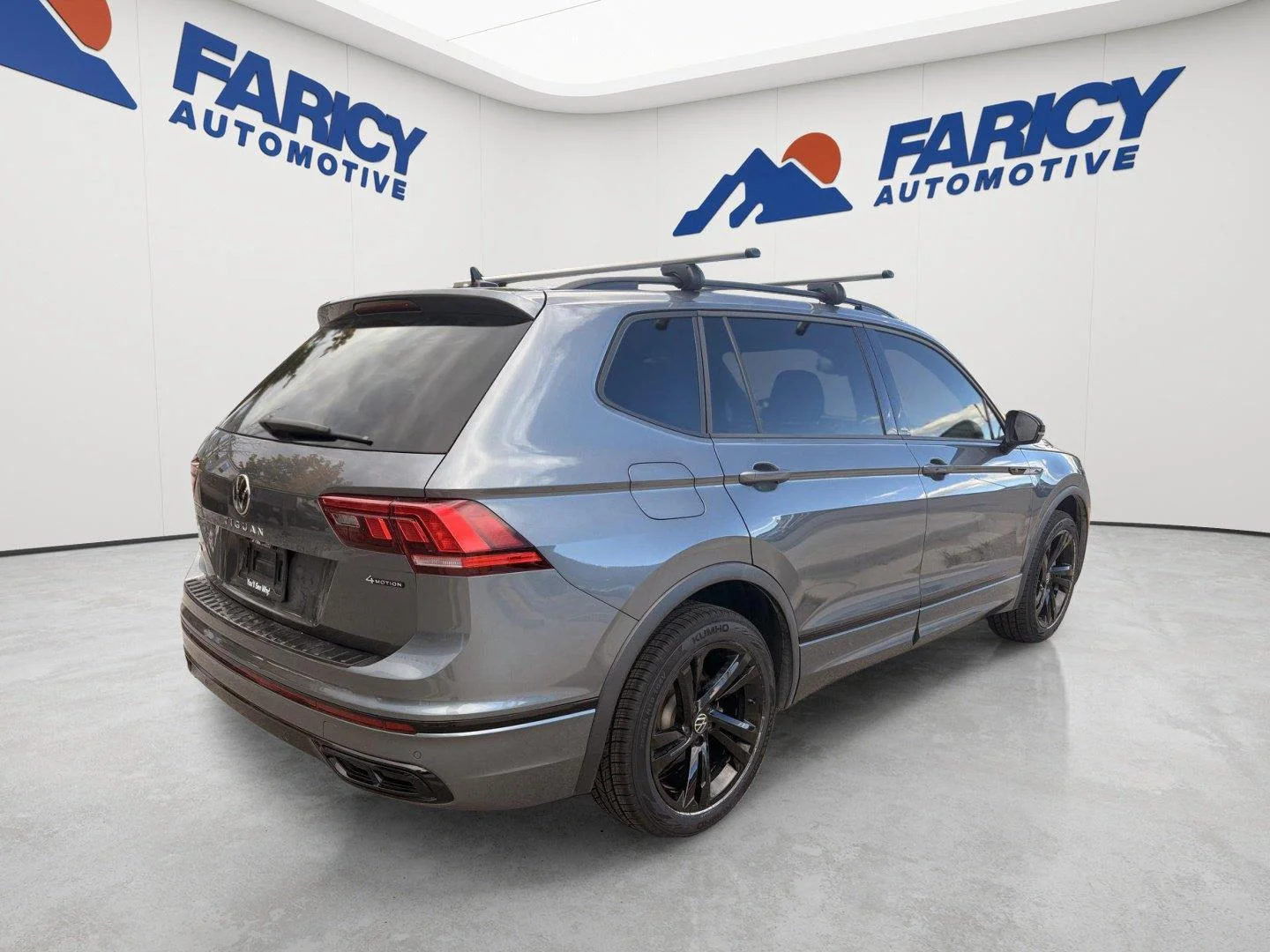 Used 2023 Platinum Gray Metallic Volkswagen SE R-Line Black image 5