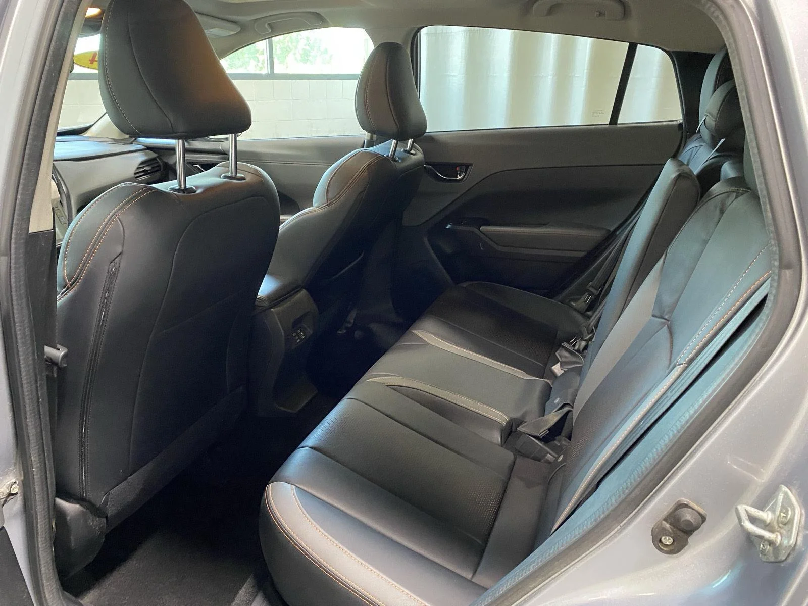 Used 2024 Ice Silver Metallic Subaru Limited image 15