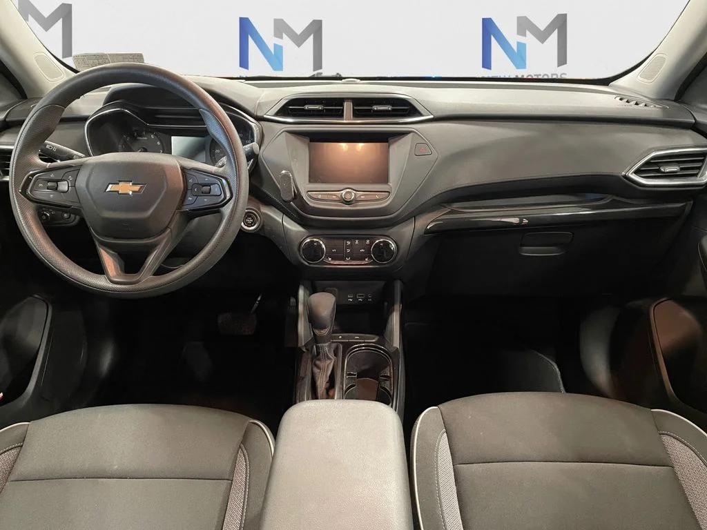 Used 2023 Blue Chevrolet LT image 10
