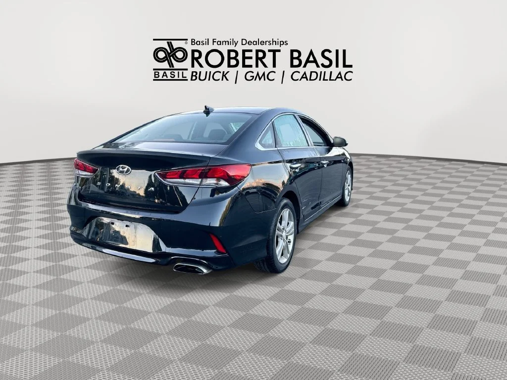 Used 2019 Black Hyundai SEL image 8