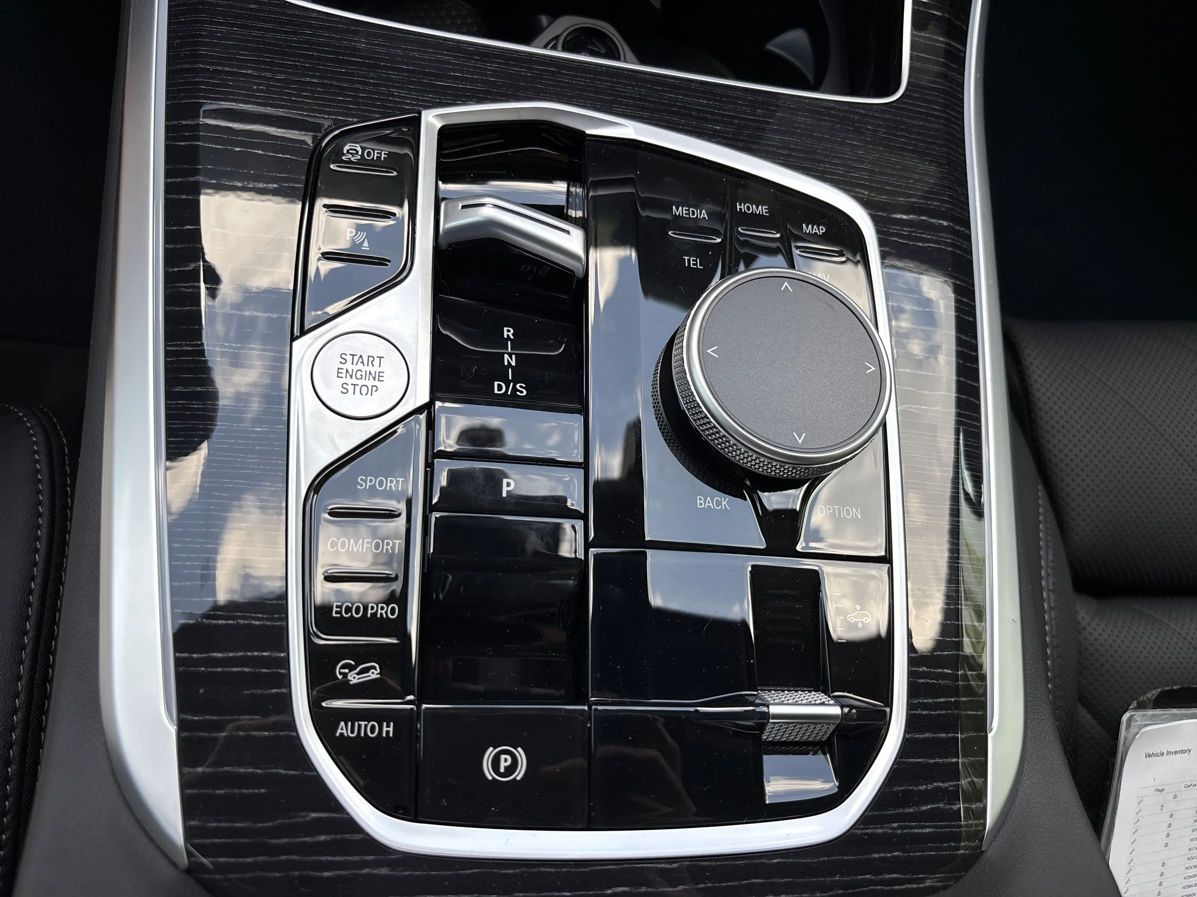 New 2026 0416 Carbon Black Metallic BMW xDrive40i image 44