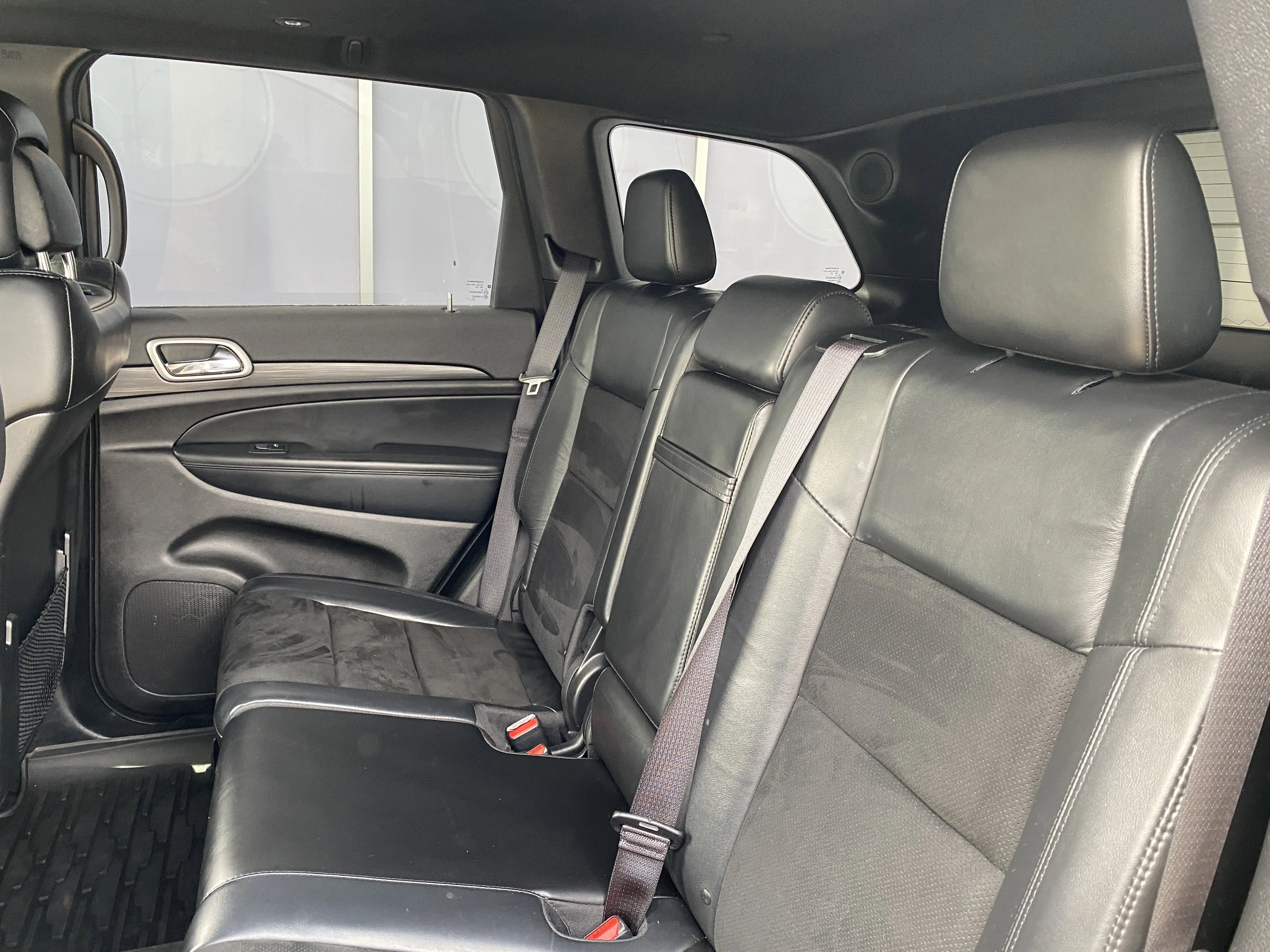 Certified Used 2021 Black Jeep Altitude image 20