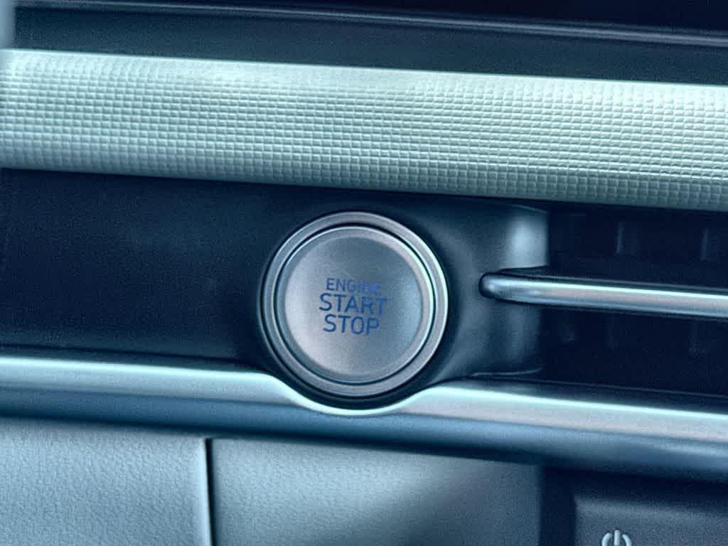 New 2026 Serenity White Pearl Hyundai SE FWD image 17