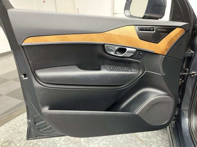 2022 Volvo XC90 Momentum - Photo 9