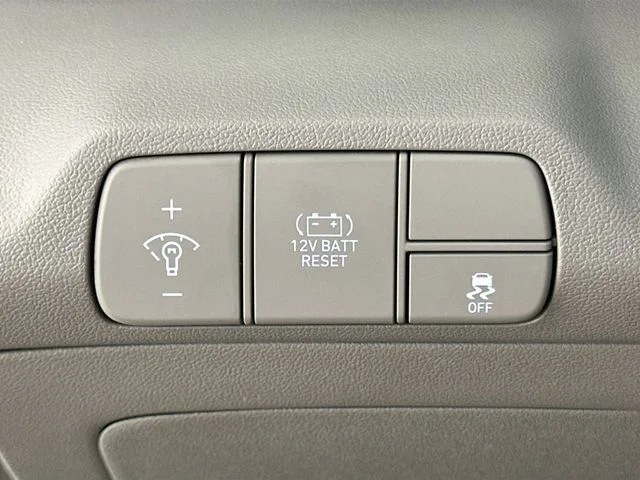 New 2026 Hyundai ELANTRA HYBRID Blue