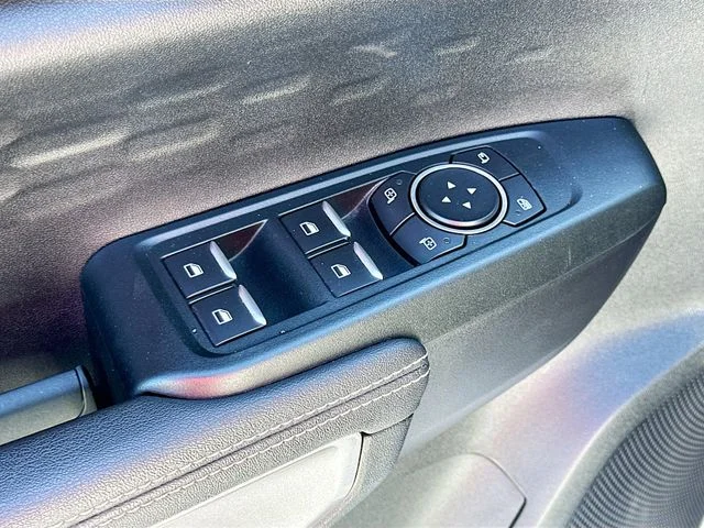 Used 2024 White Ford XLT image 18
