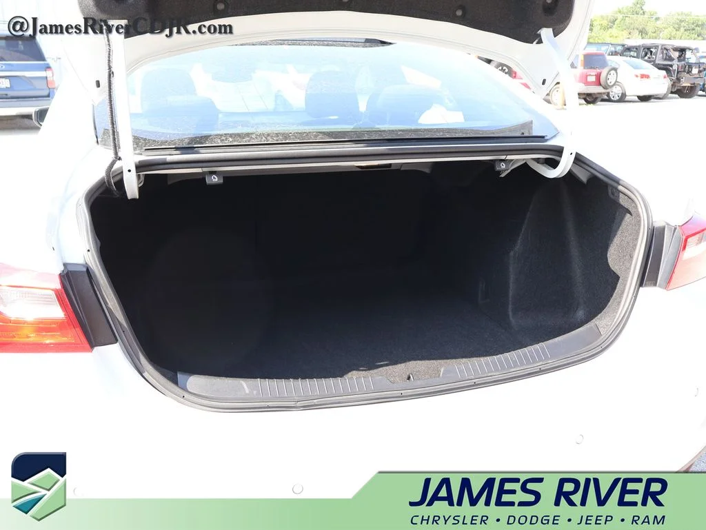 Used 2024 White Chevrolet LT image 15