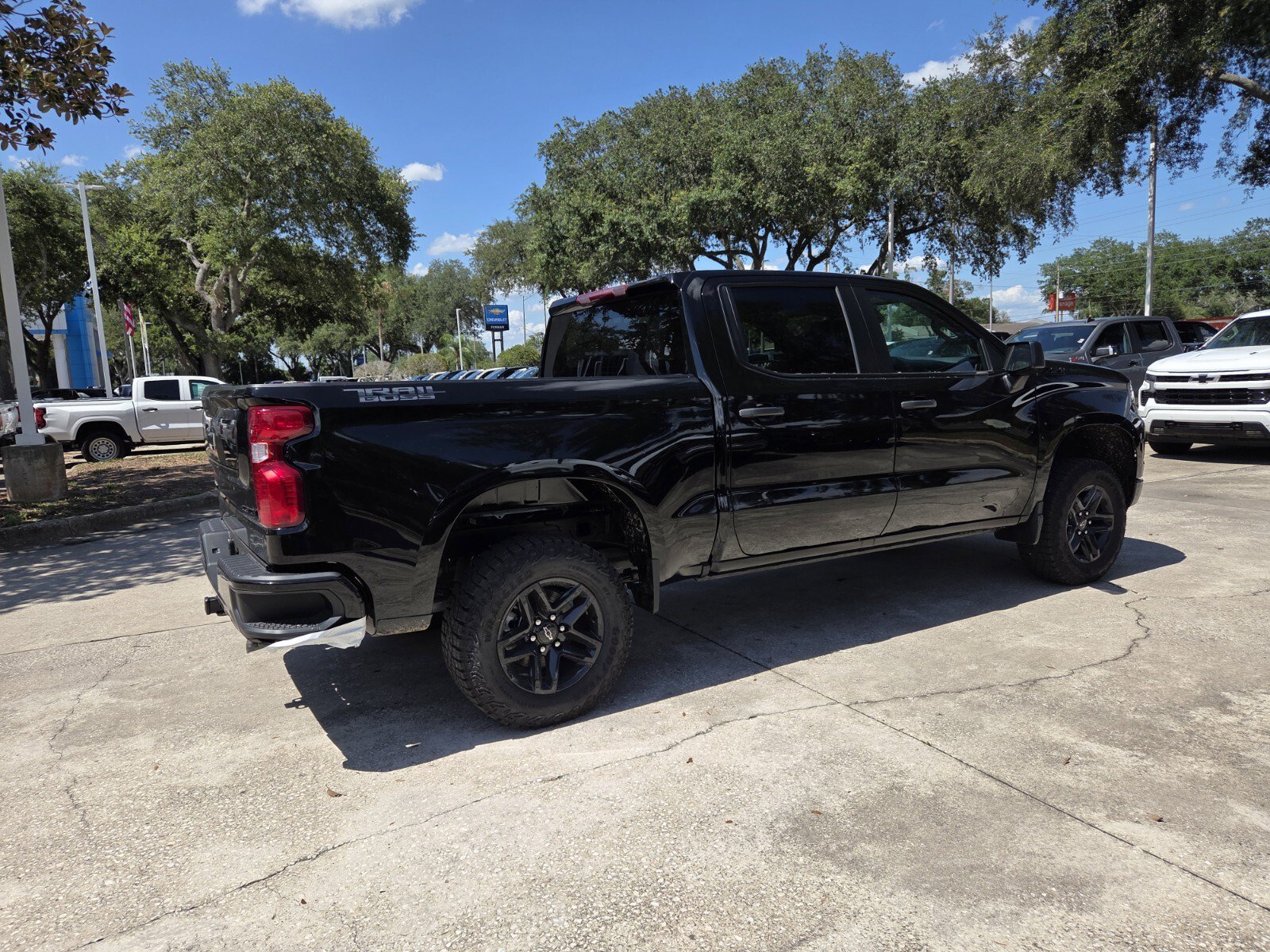 2026 Chevrolet Silverado 1500 Custom Trail Boss - Photo 7