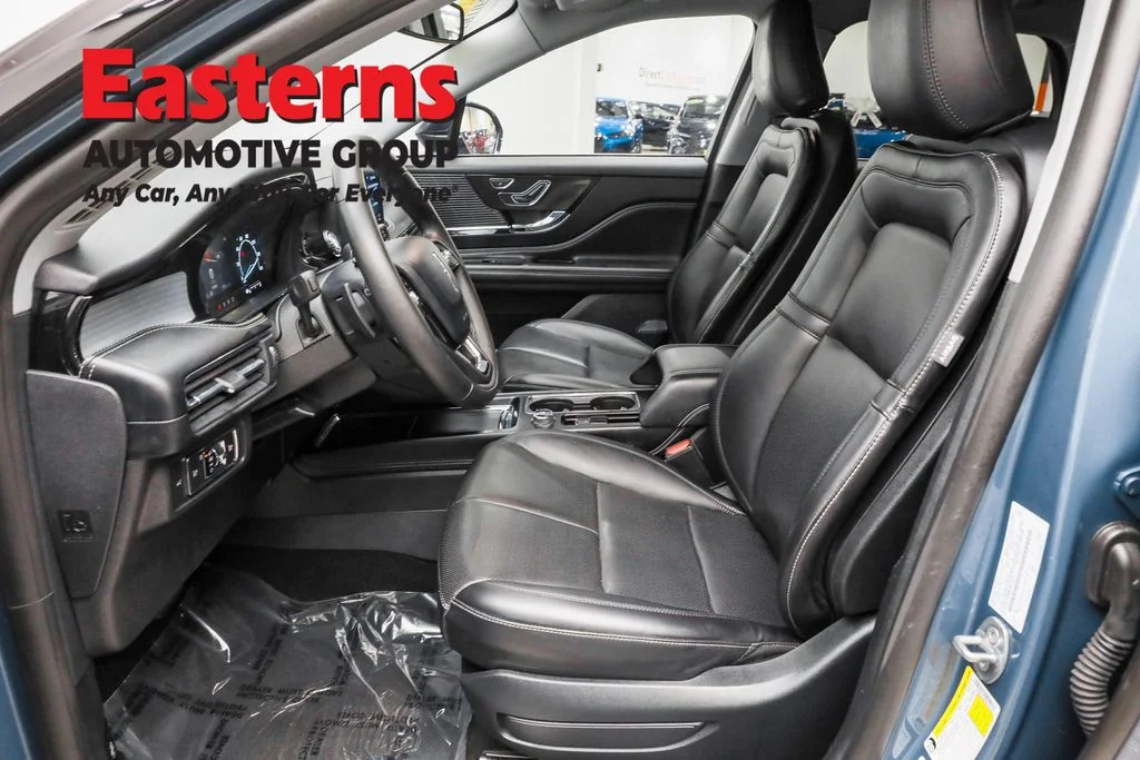 Used 2022 Blue Lincoln Standard image 14