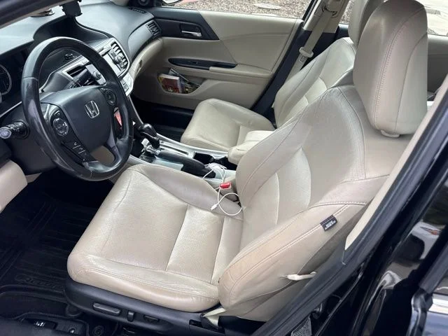 Used 2013 Black Honda EX-L image 7
