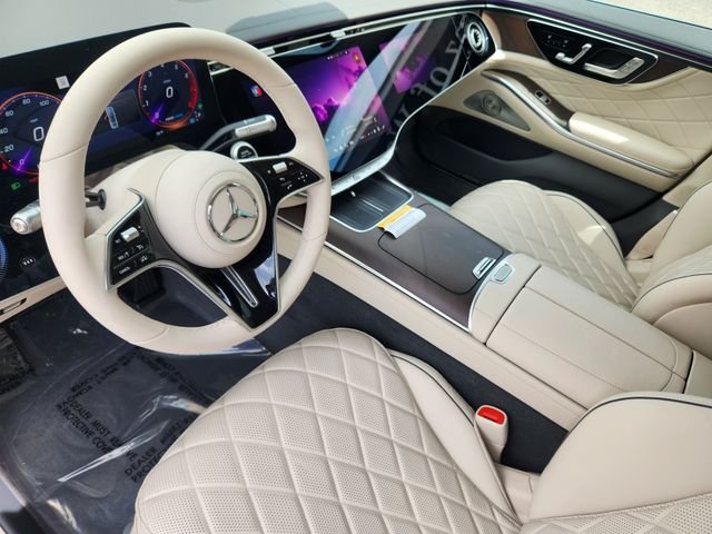 New 2027 Black Mercedes-Benz S 580 image 7