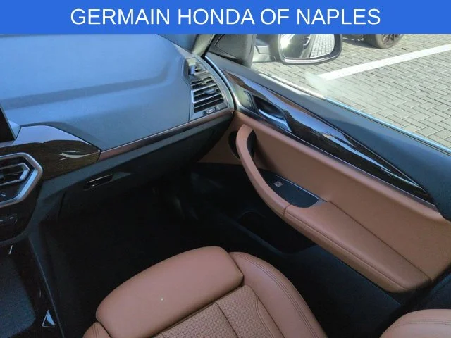 Used 2022 Dark Graphite BMW xDrive30i image 19