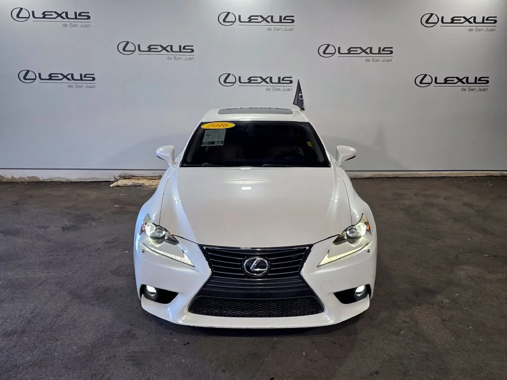 Used 2016 White Lexus 200t image 2