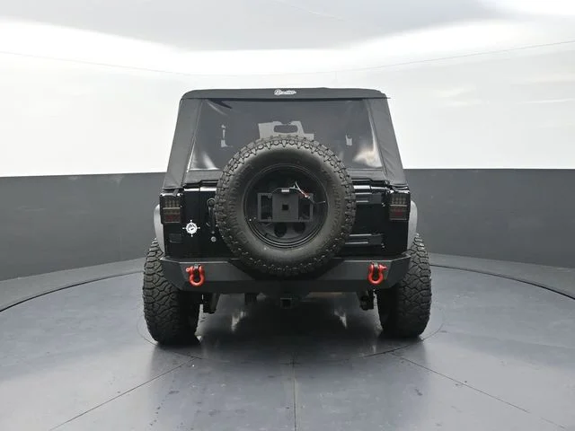 Used 2013 Black Jeep Rubicon image 9