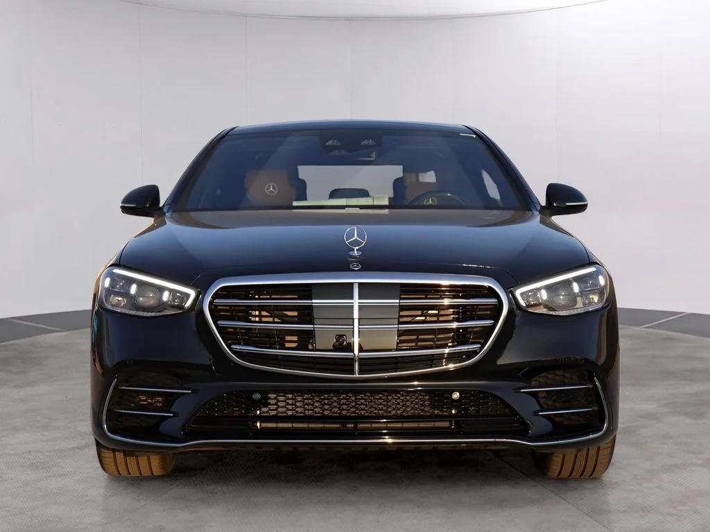 New 2026 Obsidian Black Metallic Mercedes-Benz S 580 image 2