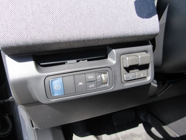 New 2026 Deep Ocean Metallic GMC Elevation Extended Range image 15