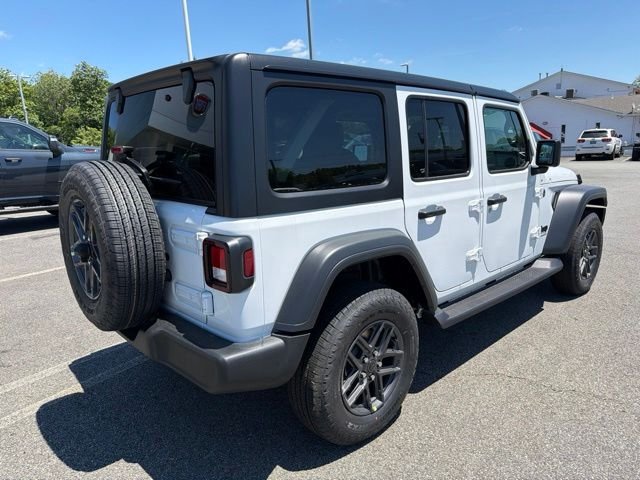 New 2026 Bright White Clear-Coat Exterior Paint Jeep Sport S image 3