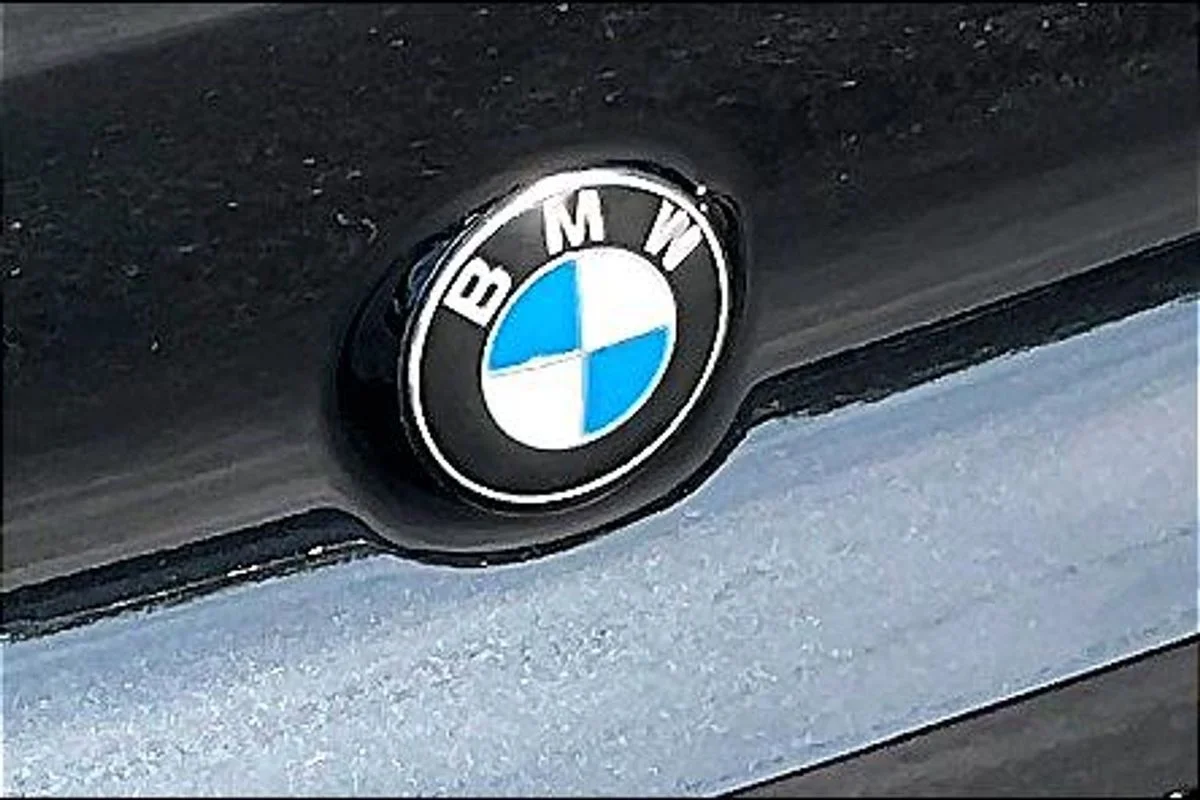 Used 2022  BMW Competition image 24