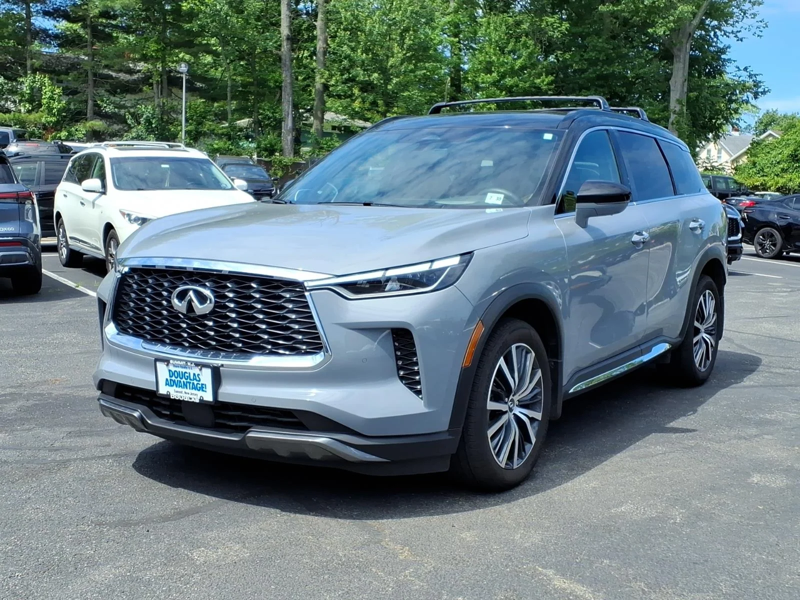 Certified Used 2025 Gray INFINITI Autograph image 2