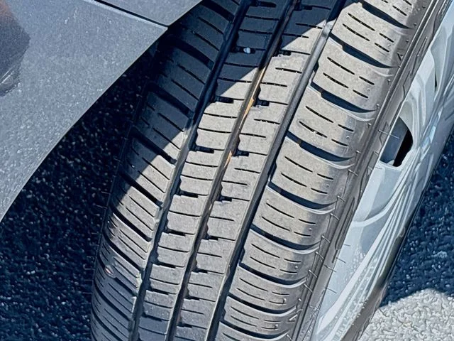 Used 2024 Gray Mitsubishi ES image 31