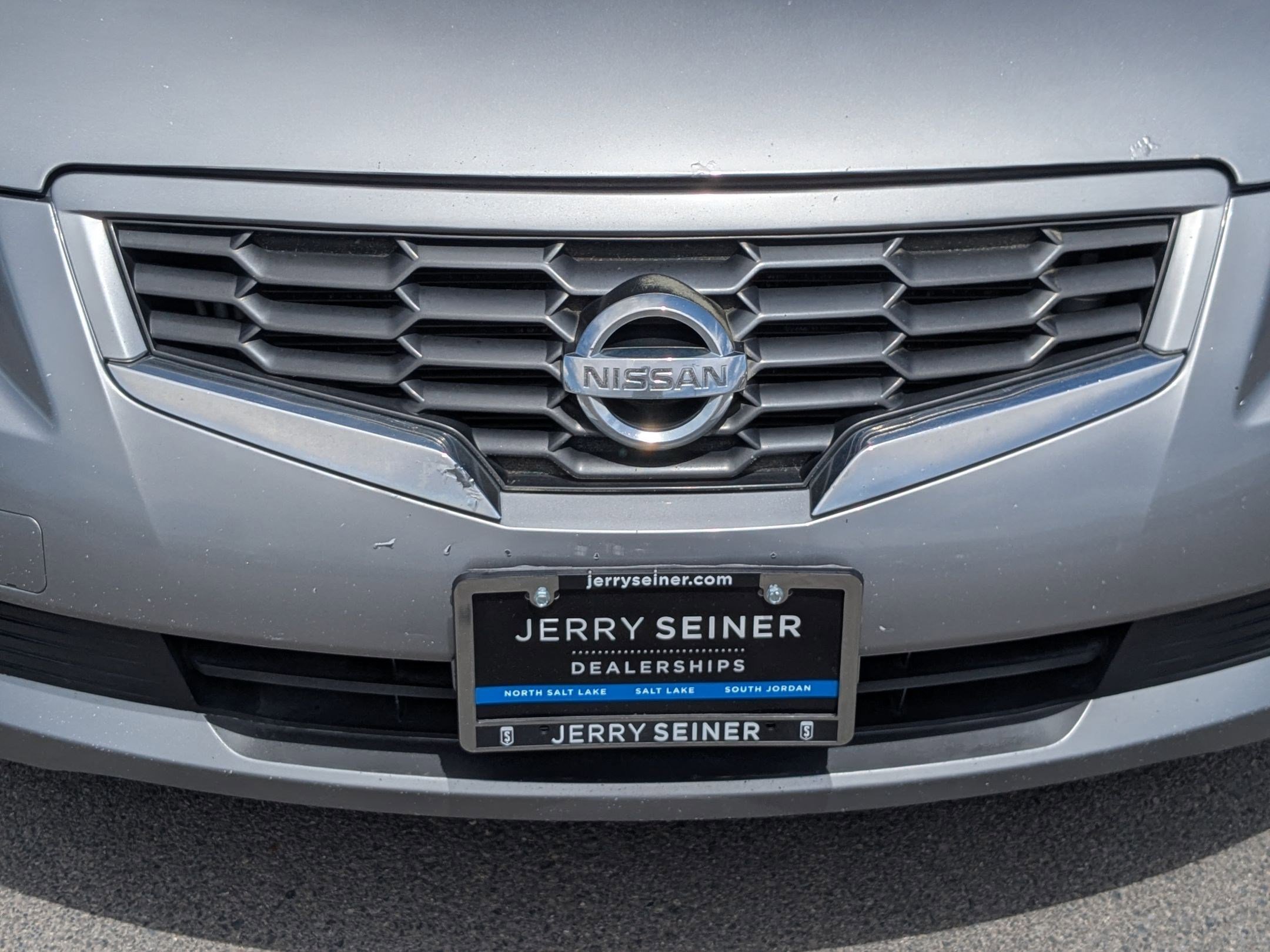 Used 2009 Precision Gray Metallic Nissan 2.5 S image 9