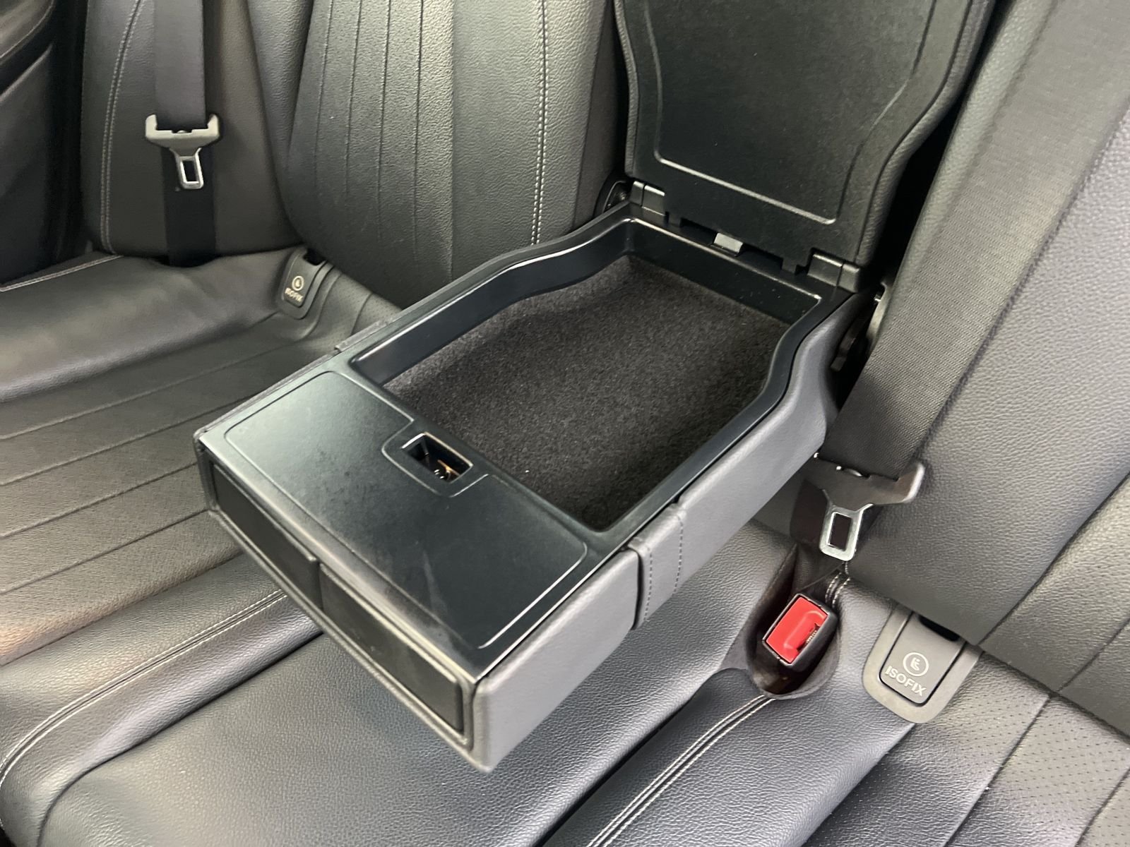 Used 2018 White Mercedes-Benz E 300 image 18