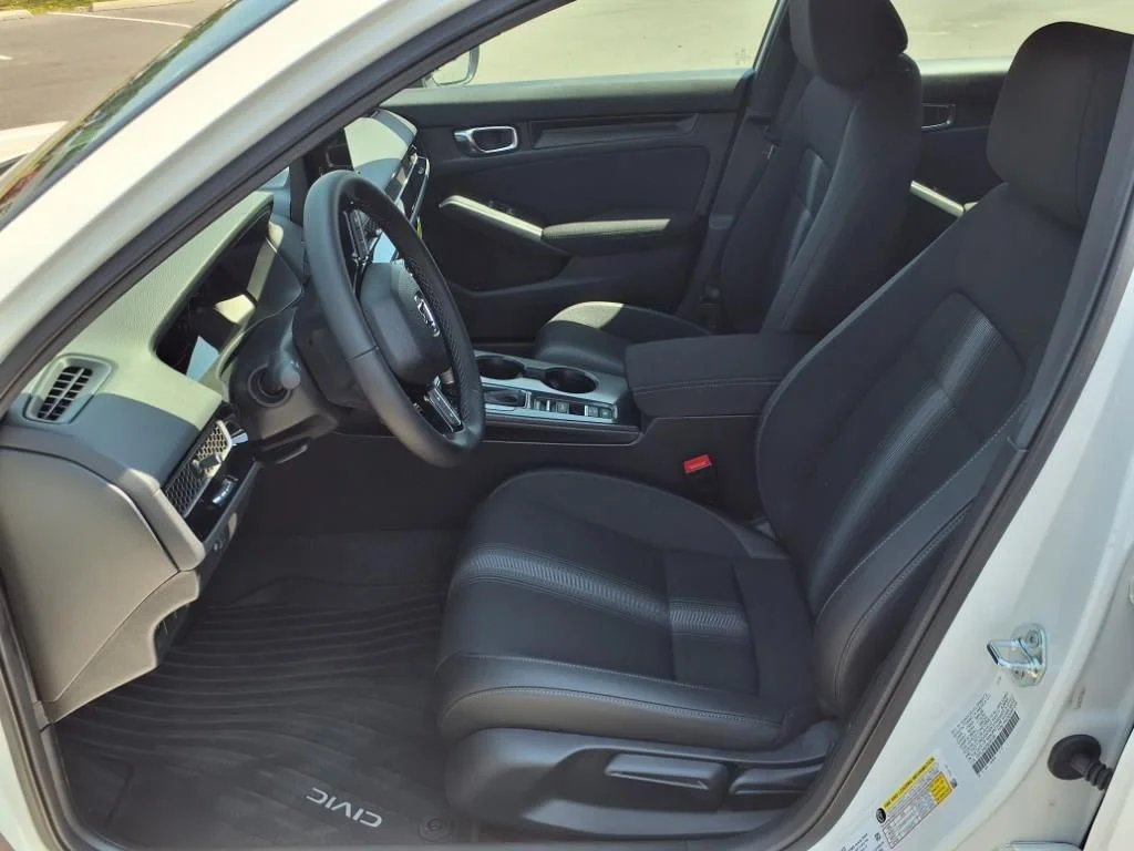 2025 Honda Civic Hatchback Sport - Photo 21