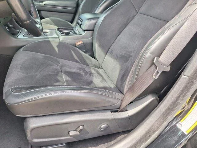 Used 2022 Pitch Black Clearcoat Dodge GT image 10