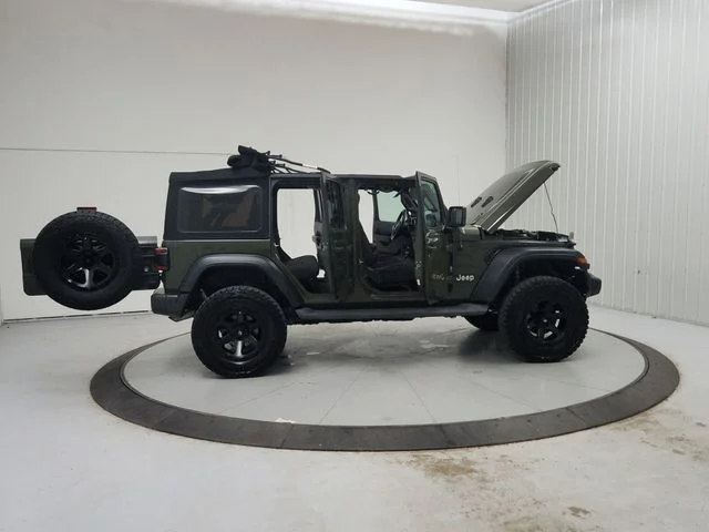 Used 2020 Green Jeep Unlimited Sport S image 17