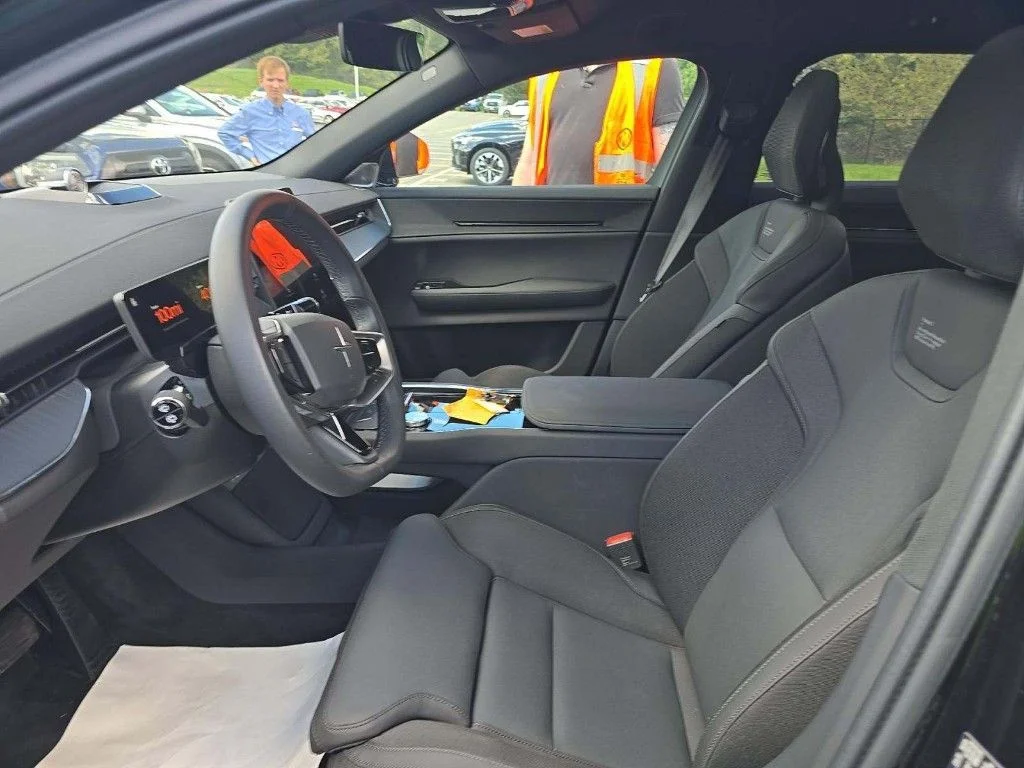 Used 2025 Space Metallic Polestar  image 4