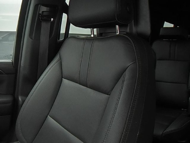 Used 2022 White Chevrolet RST image 39