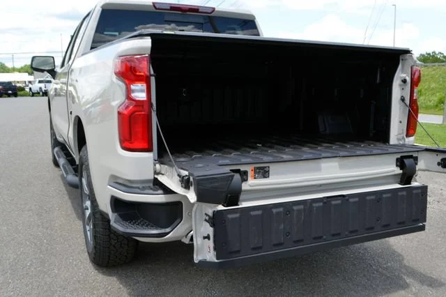 2026 Chevrolet Silverado 1500 RST - Photo 9