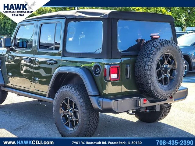 Used 2024 Green Jeep Sport image 6