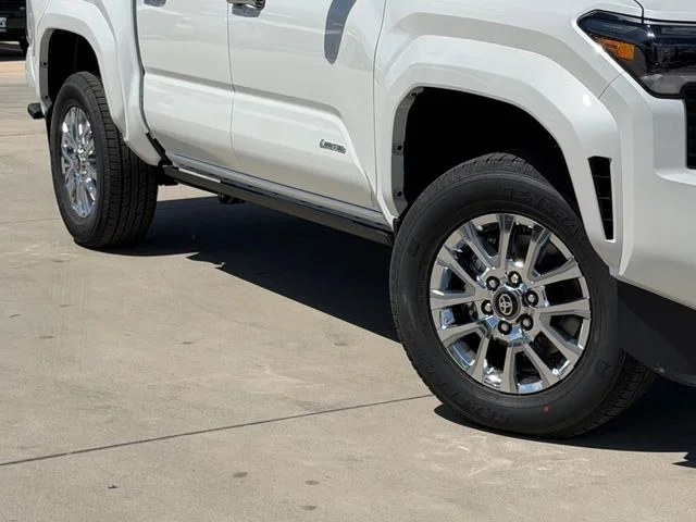 New 2026 Wind Chill Pearl Toyota Limited image 2