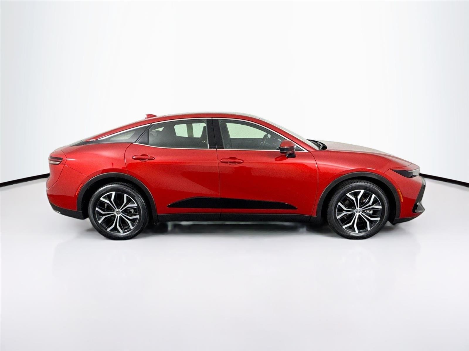 2023 Toyota Crown Limited - Photo 11