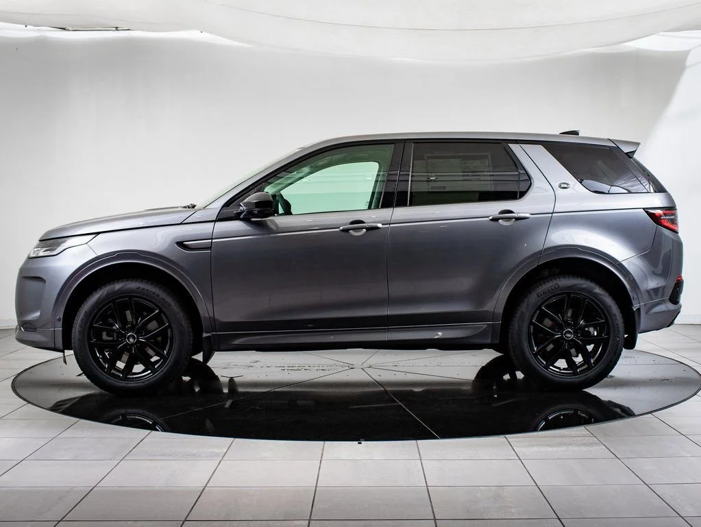 Certified Used 2025 Eiger Grey Metallic Land Rover S image 5