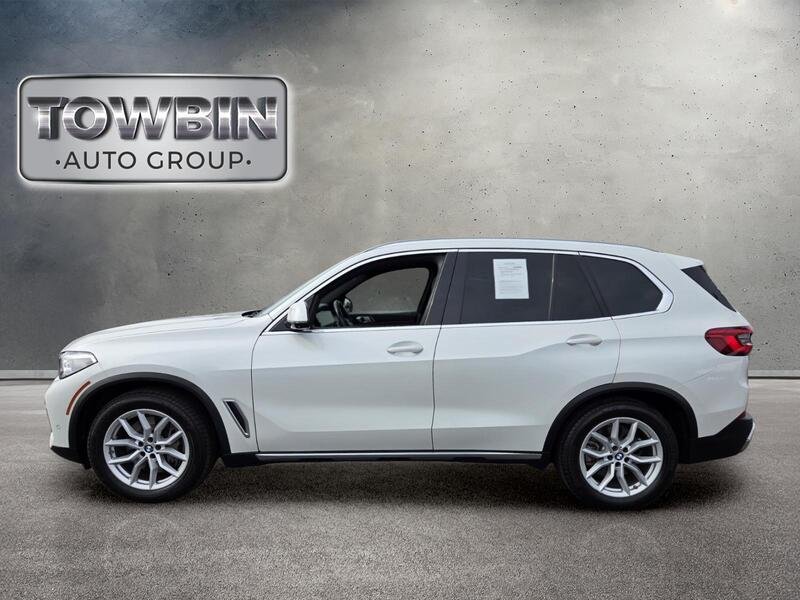 Used 2019 White BMW xDrive50i image 9