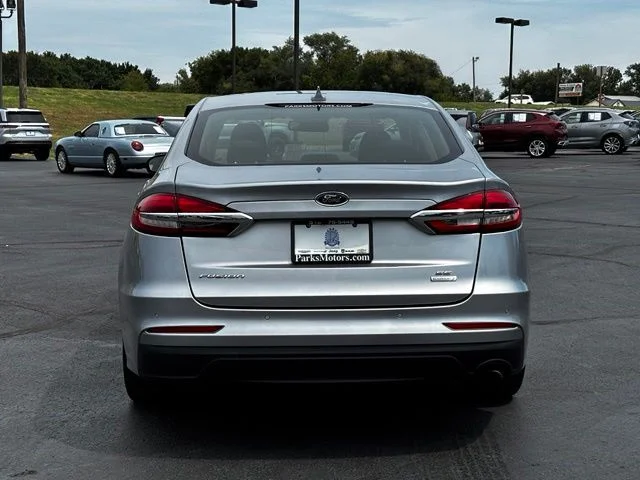 Used 2020 Silver Ford SE image 6
