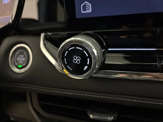 2024 Chevrolet Colorado LT - Photo 20