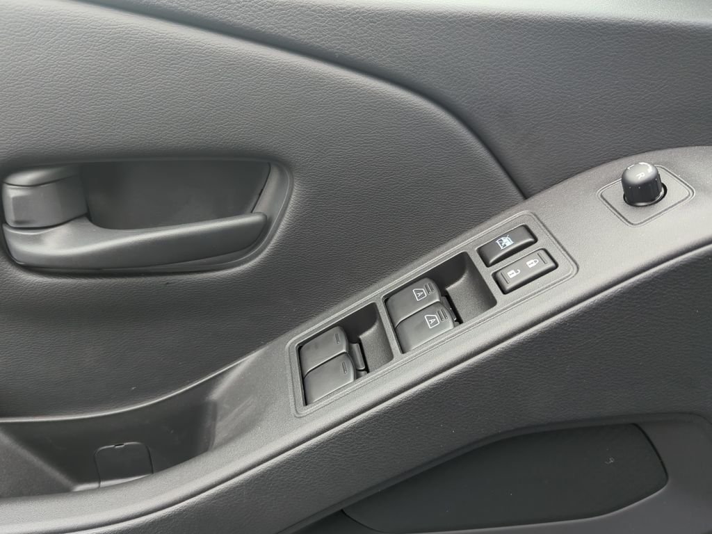 2026 Nissan Frontier SV - Photo 9