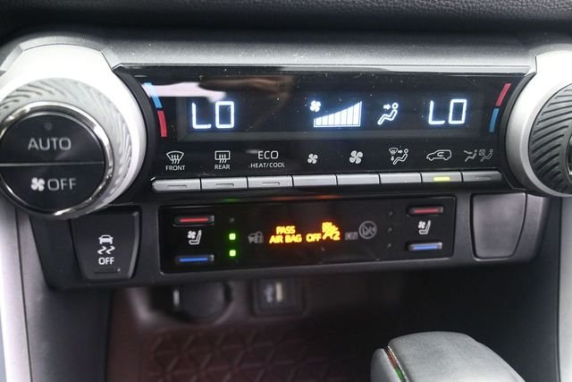 Used 2023 Ice Cap Toyota Limited image 12
